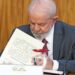 Lula veta lei que reconhece estágio como experiência profissional