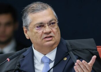 Dino manda TSE analisar possível uso de emendas em campanha eleitoral