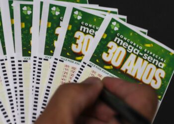 Mega-Sena 30 anos: entenda as regras do sorteio deste domingo, com prêmio de 300 milhões