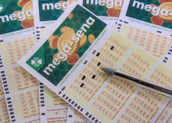 Mega-Sena 30 anos: prêmio especial sobe para R$ 320 milhões; g1 transmite sorteio no domingo