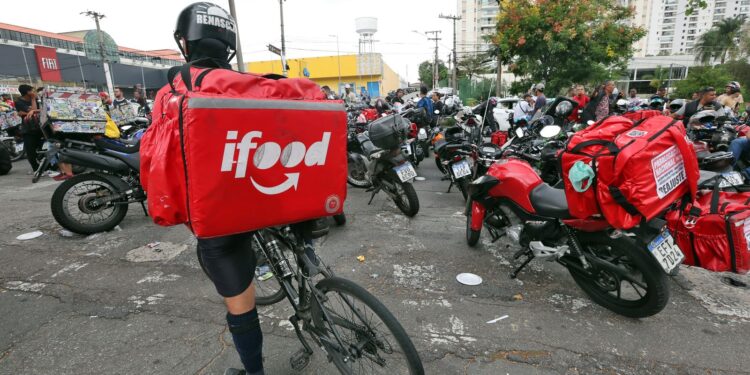 Keeta e iFood podem receber multa milionária por ignorar transparência