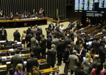 Municípios inadimplentes poderão receber recursos federais