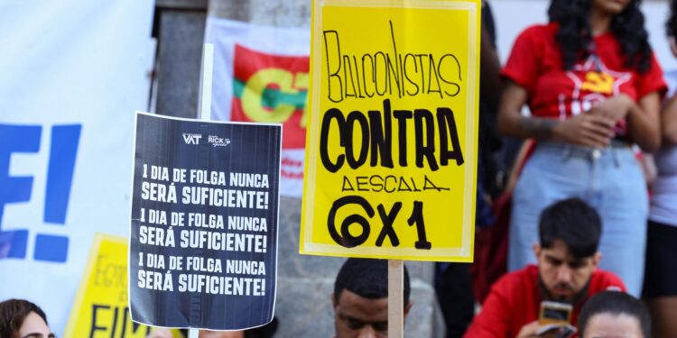 Comissão da Câmara começa a analisar relatório do fim da jornada 6X1