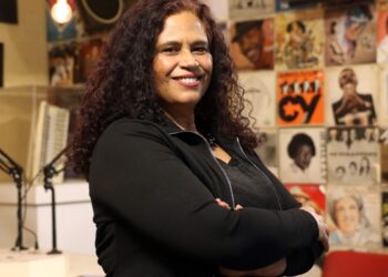 Beatriz Arcoverde, da EBC, vence categoria do Prêmio Mulheres Raras