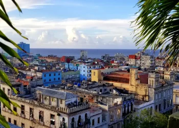 Em novas sanções, EUA miram empresa de mineração e presidente de Cuba