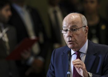 Argumentos dos EUA para impor tarifas “não são legítimos”, diz Vieira
